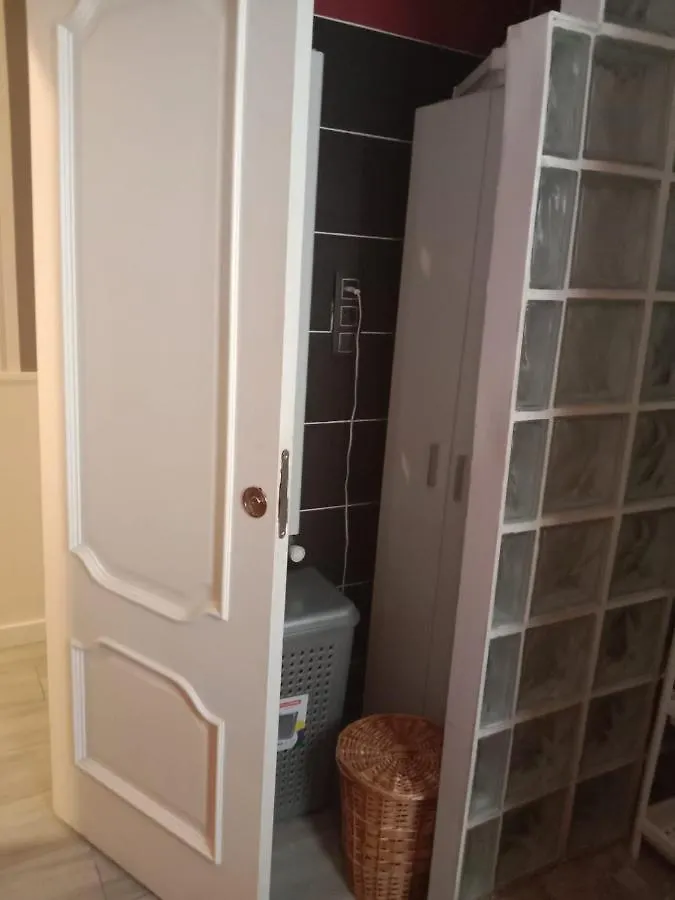 Apartamento Habitación privada Tarragona con cocina salón y terraza piso compartido